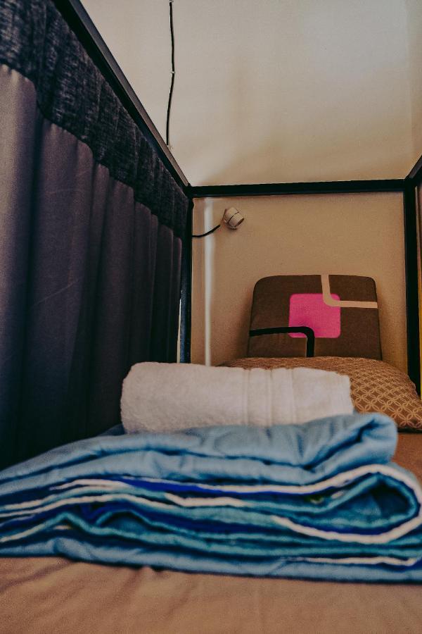 Hostel Metro Floresta Alojamiento Medellín Exteriér fotografie