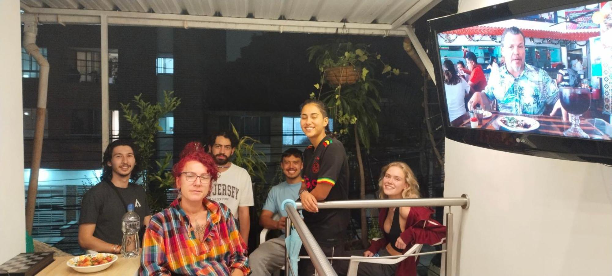Hostel Metro Floresta Alojamiento Medellín Exteriér fotografie