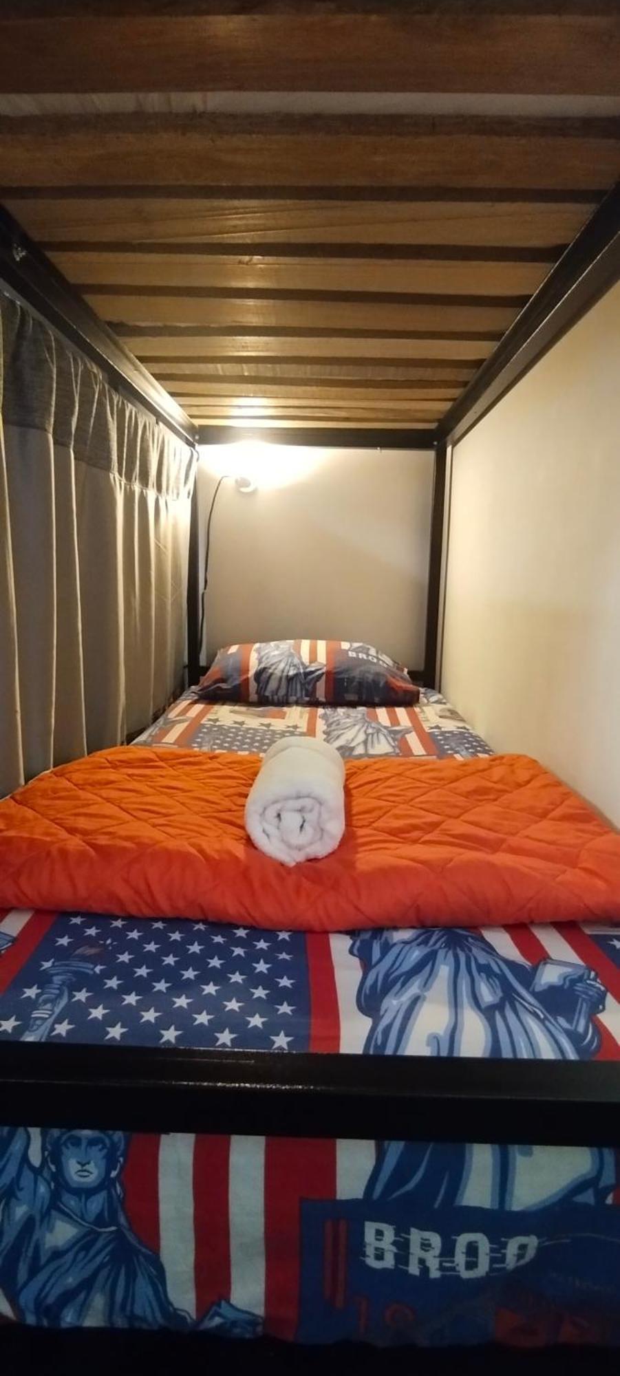 Hostel Metro Floresta Alojamiento Medellín Exteriér fotografie