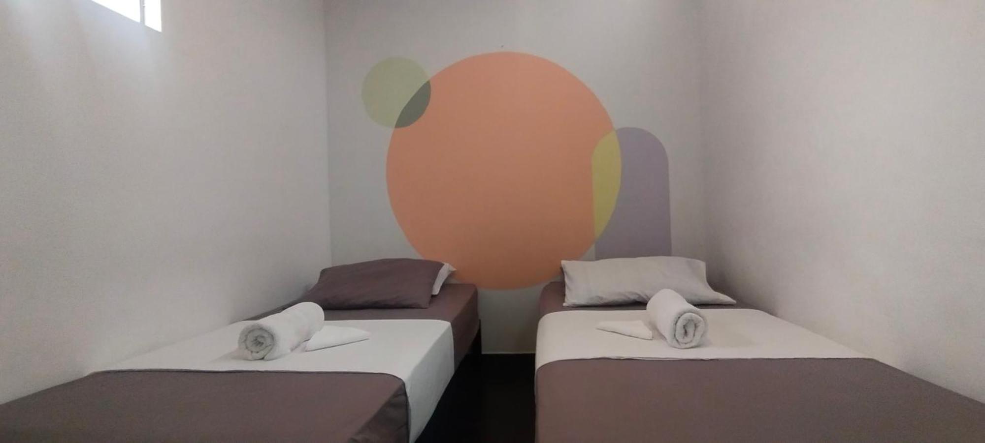 Hostel Metro Floresta Alojamiento Medellín Exteriér fotografie